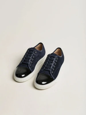 Lanvins nyskick - Säljer ett par blåa lanvins i nyskick med ljus insida, storlek UK11 / 45. Skick 10/10. 