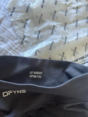 DFYNE impact - Säljer mina DFYNE short i stlk XS då dem är för små för mig❤️i modell 4.5 impact