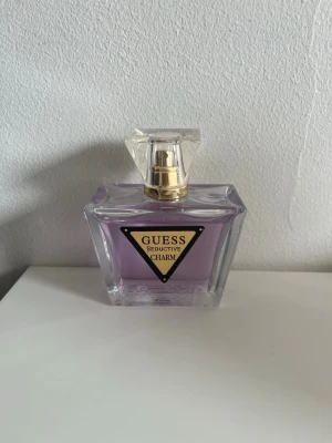 Guess Seductive Charm parfym - Oanvänd Guess Seductive Charm parfym. 