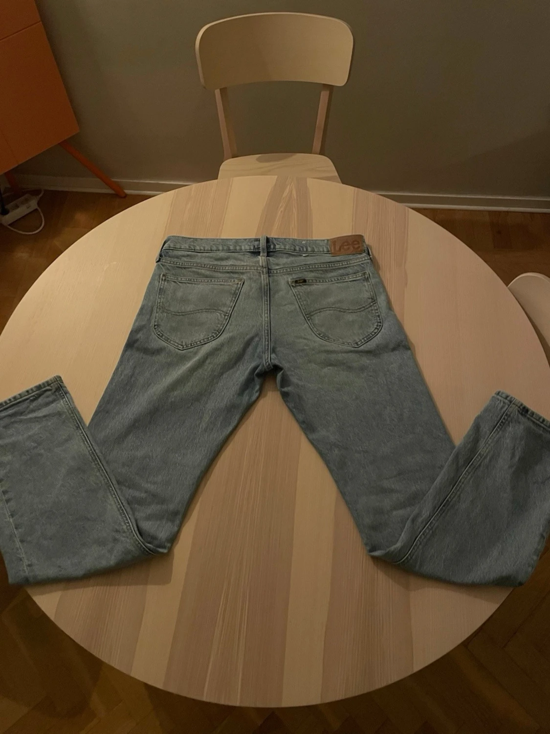 Ljusblå raka jeans från Lee - 1