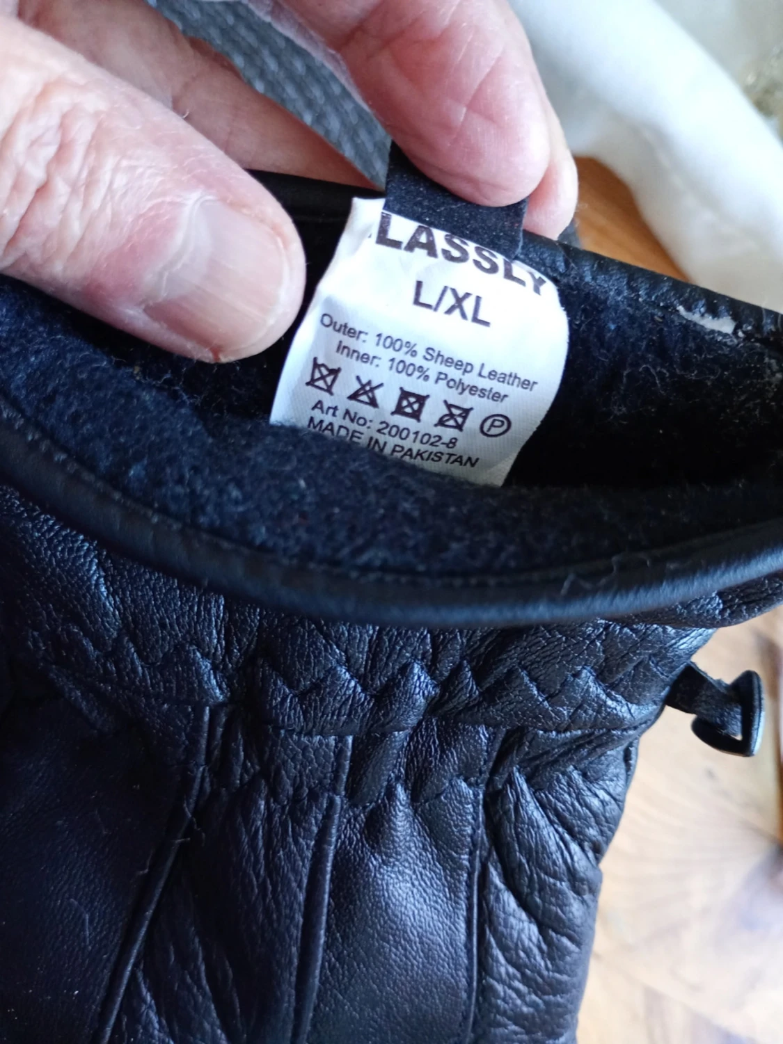 Svarta skinnhandskar med resår - 3