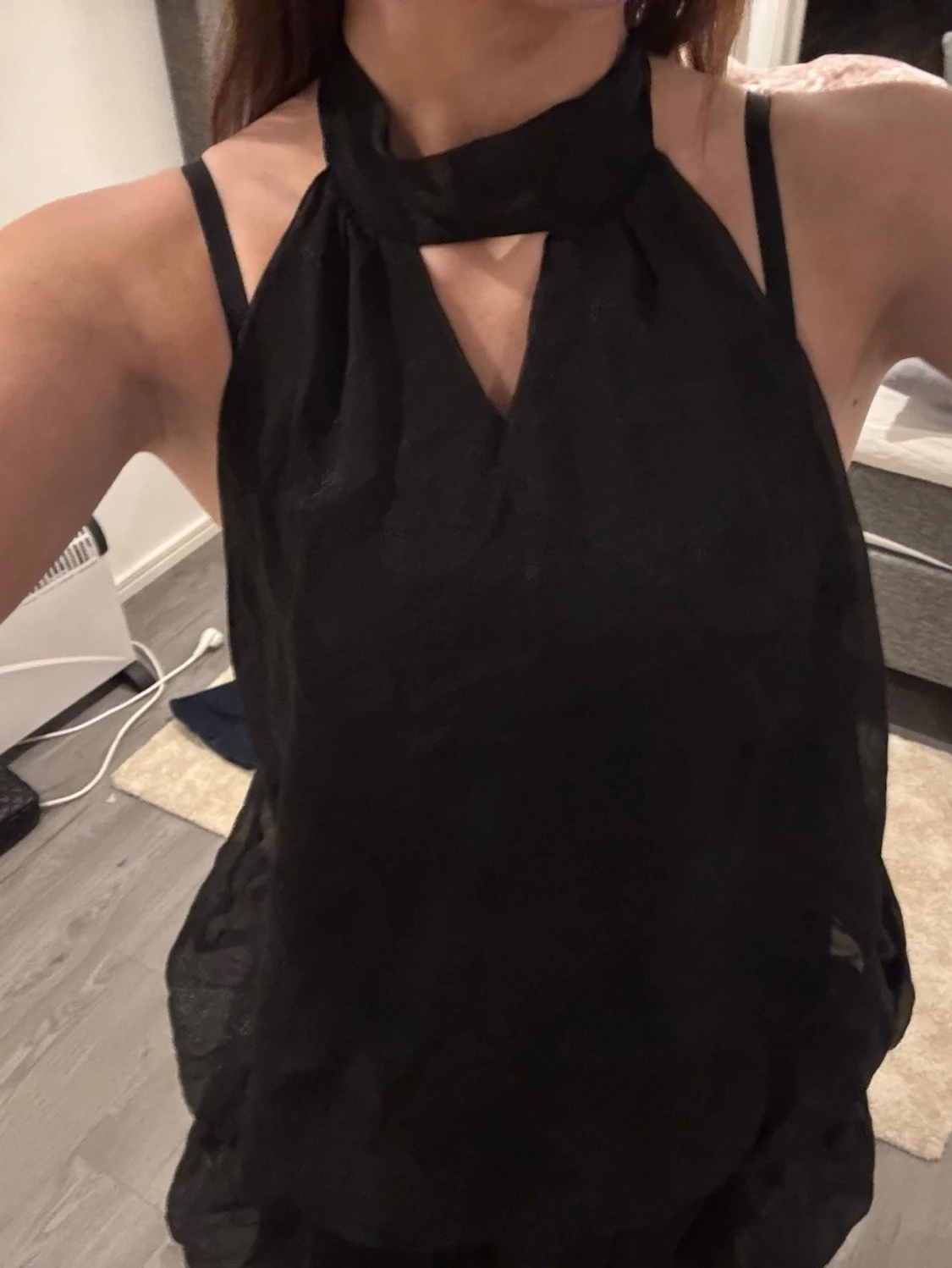 Svart kort klänning med halterneck - 2