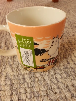 Ny Mumin mugg Tillsammans  - Felfri mugg med etikett kvar. Arabia. Packar mycket bra. 