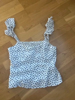 Prickig topp - Super fin! Strl xs💕