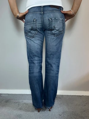 Ltb jeans - ascoola jeans från Ltb! Köpta second hand, lite slitna längst ner annars fint skick💕