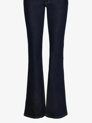 Mörkblå bootcut jeans - Snygga mörkblå bootcut jeans från Abrand i modellen 00 super low kick tall, storlek är w25/7. Nypris är 999kr