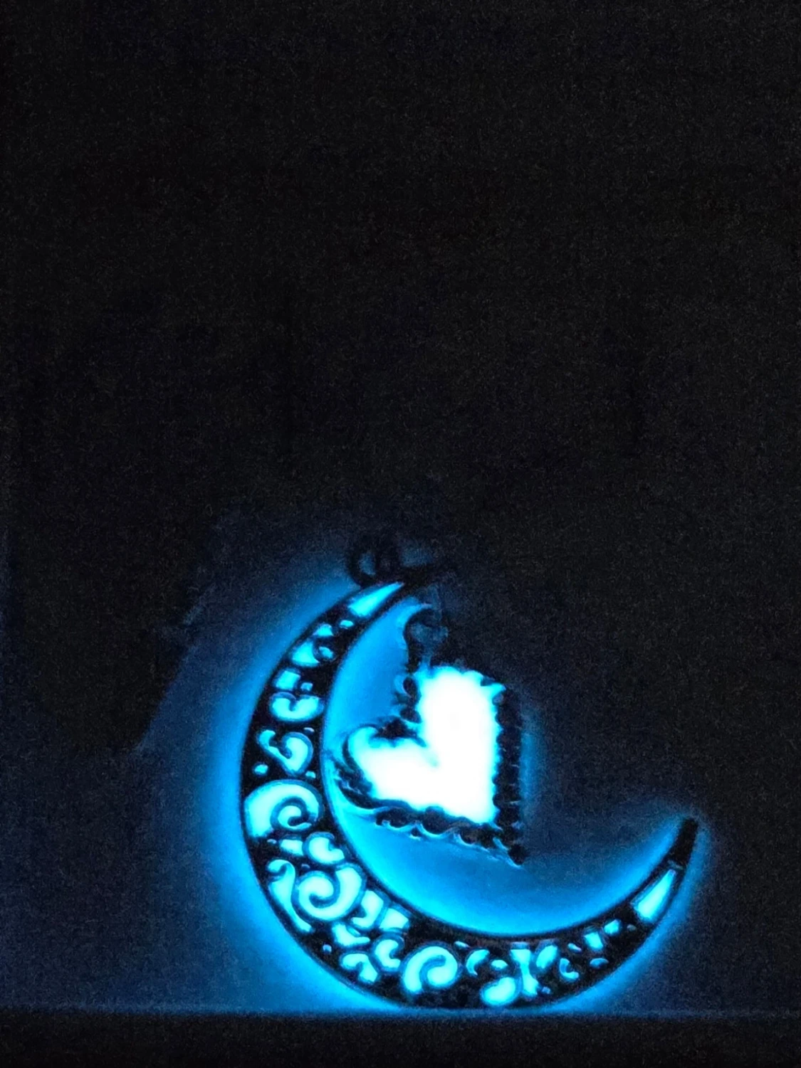 Glow in the dark mån- och hjärthalsband - 3