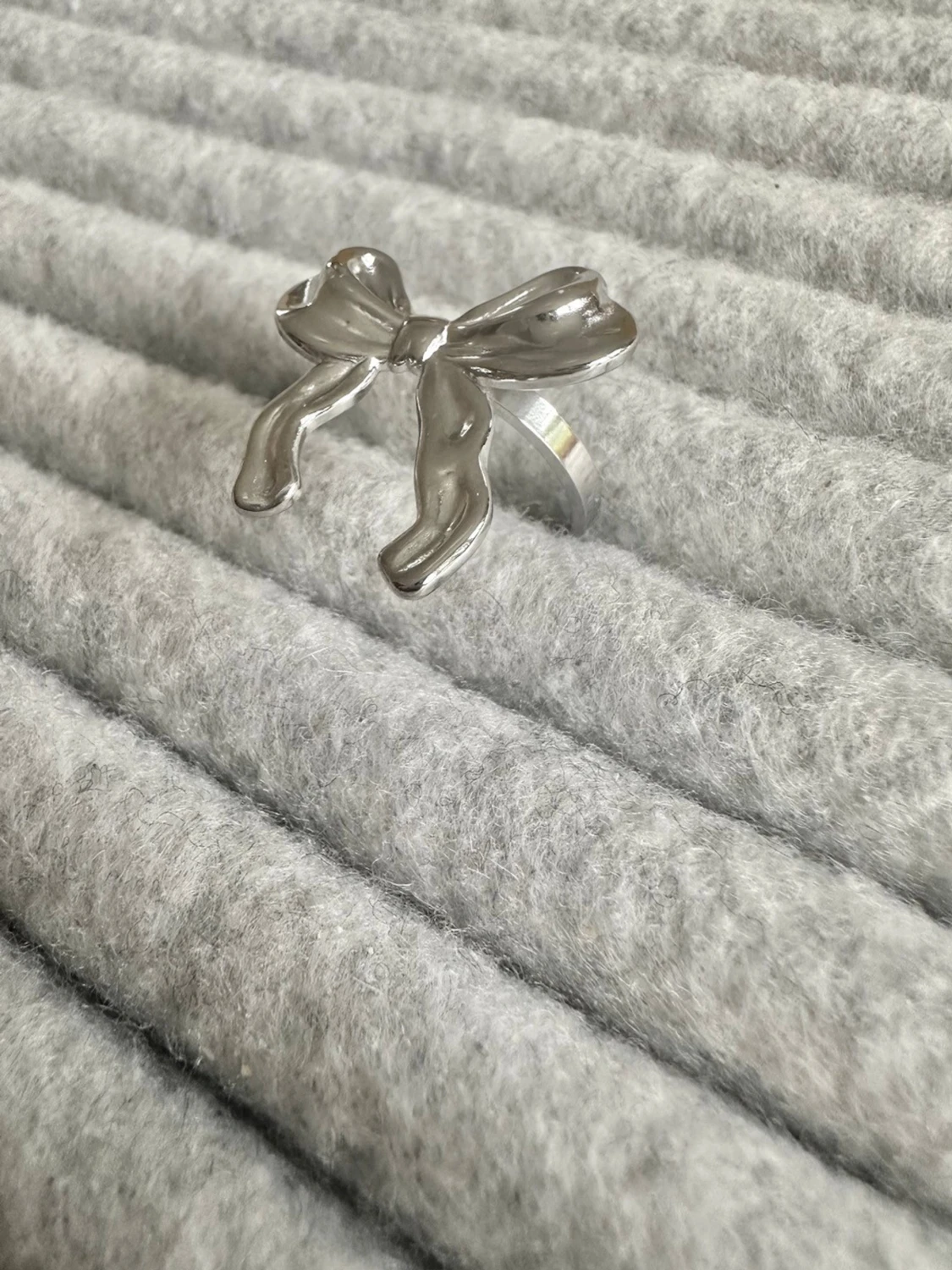 Bowtie ring  - 1