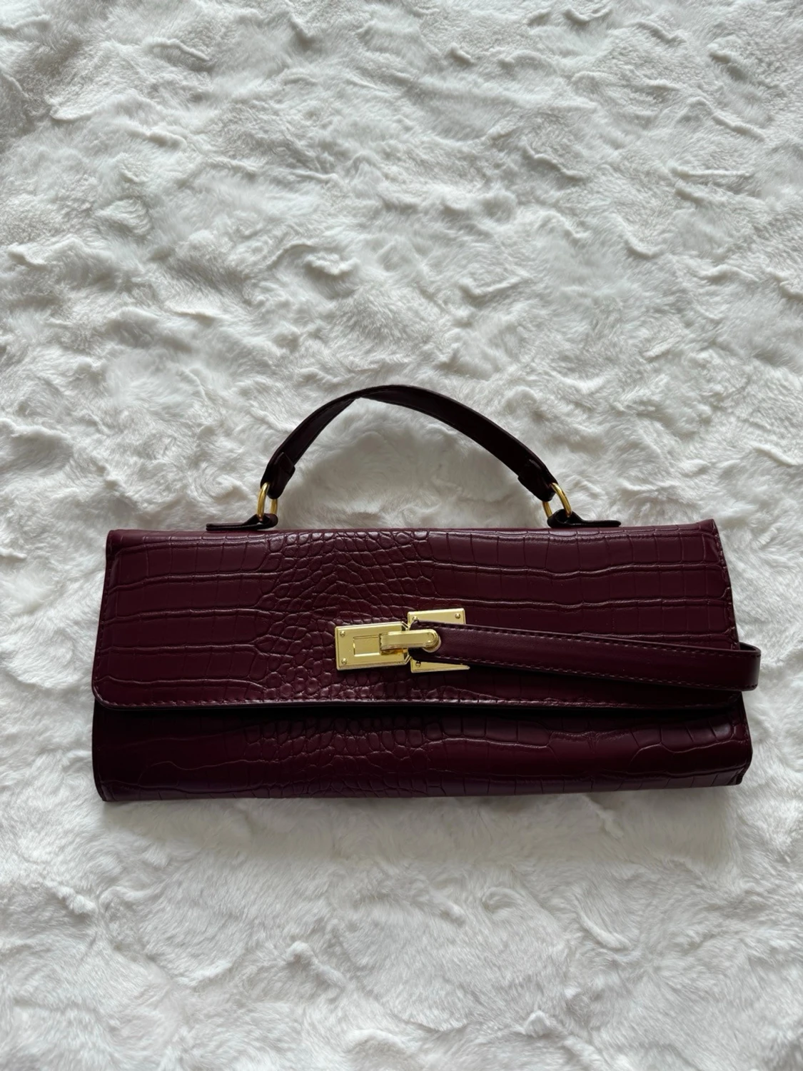 Vinröd axelremsväska med krokoprägling - 2