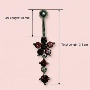 ✨ NY oanvänd navelpiercing med hänge - Kirurgiskt stål 316L  - ✨ NYTT oanvänt smycke i kirurgiskt stål! 🌸 Hållbart & Rostfritt: Slitstarkt 316L-stål som inte oxiderar eller rostar av fukt. 🌸 Säkert: Industristandard, skonsamt för läkta piercingar.  🛍️ 30 % BUNDLE-RABATT! Köp fler artiklar från min shop och få 30 % på allt! ✨ 📦 Frakt: Endast spårbart via Plick SafePay för vår trygghet.