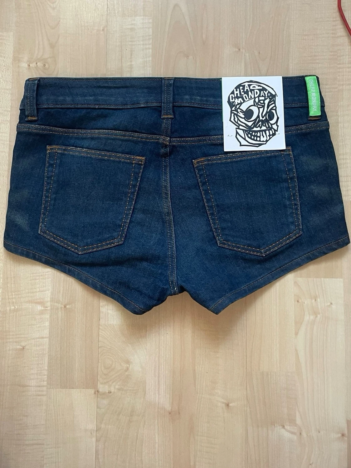 Mörkblå jeansshorts med dragkedja - 3