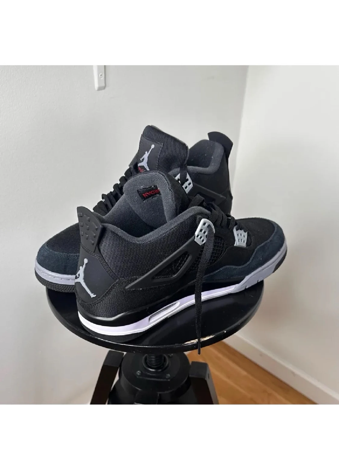 Svarta Air Jordan 4 Retro sneakers | 45 - 1