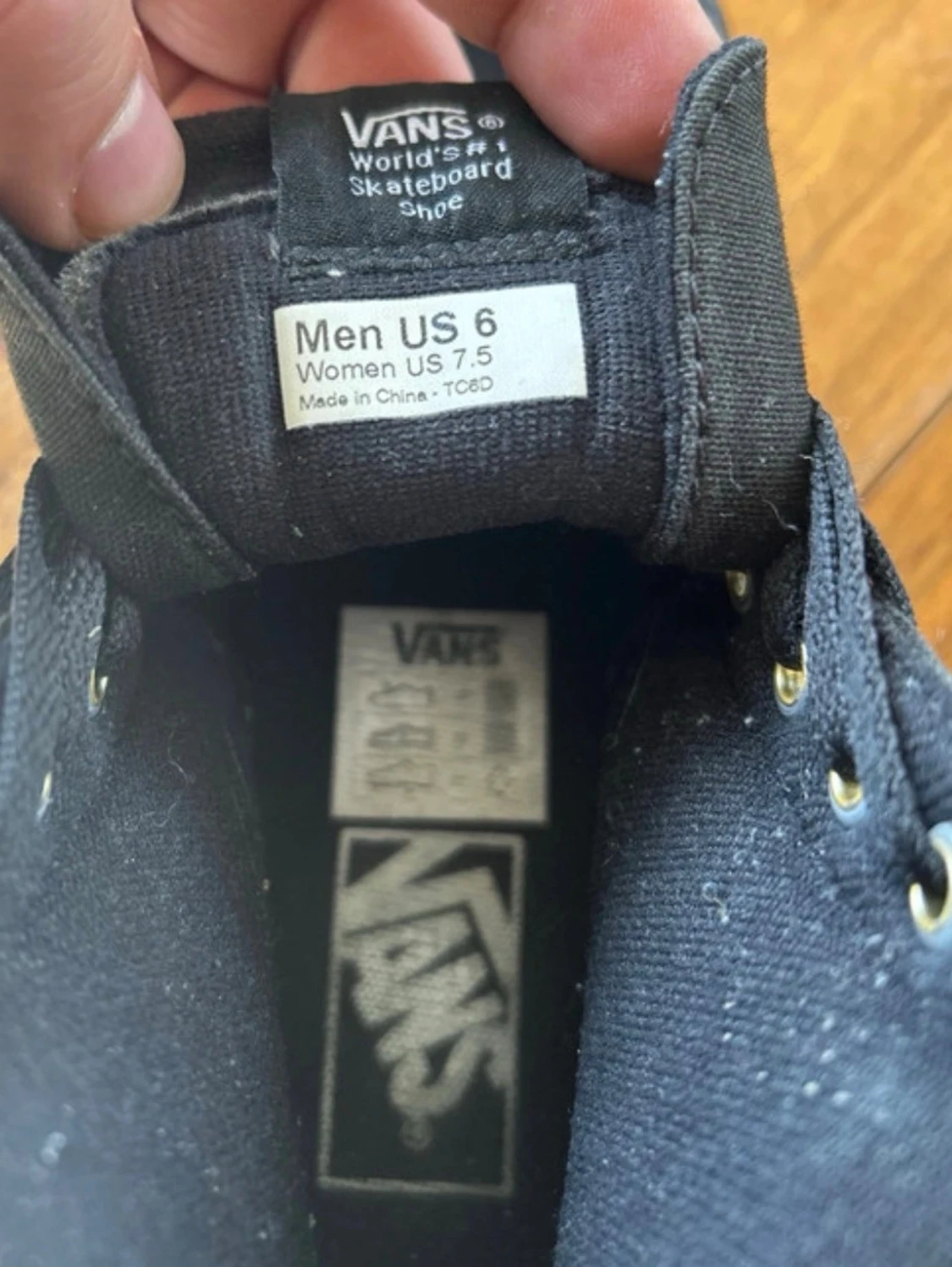 Svarta Vans Sk8-Hi med nitar - 3