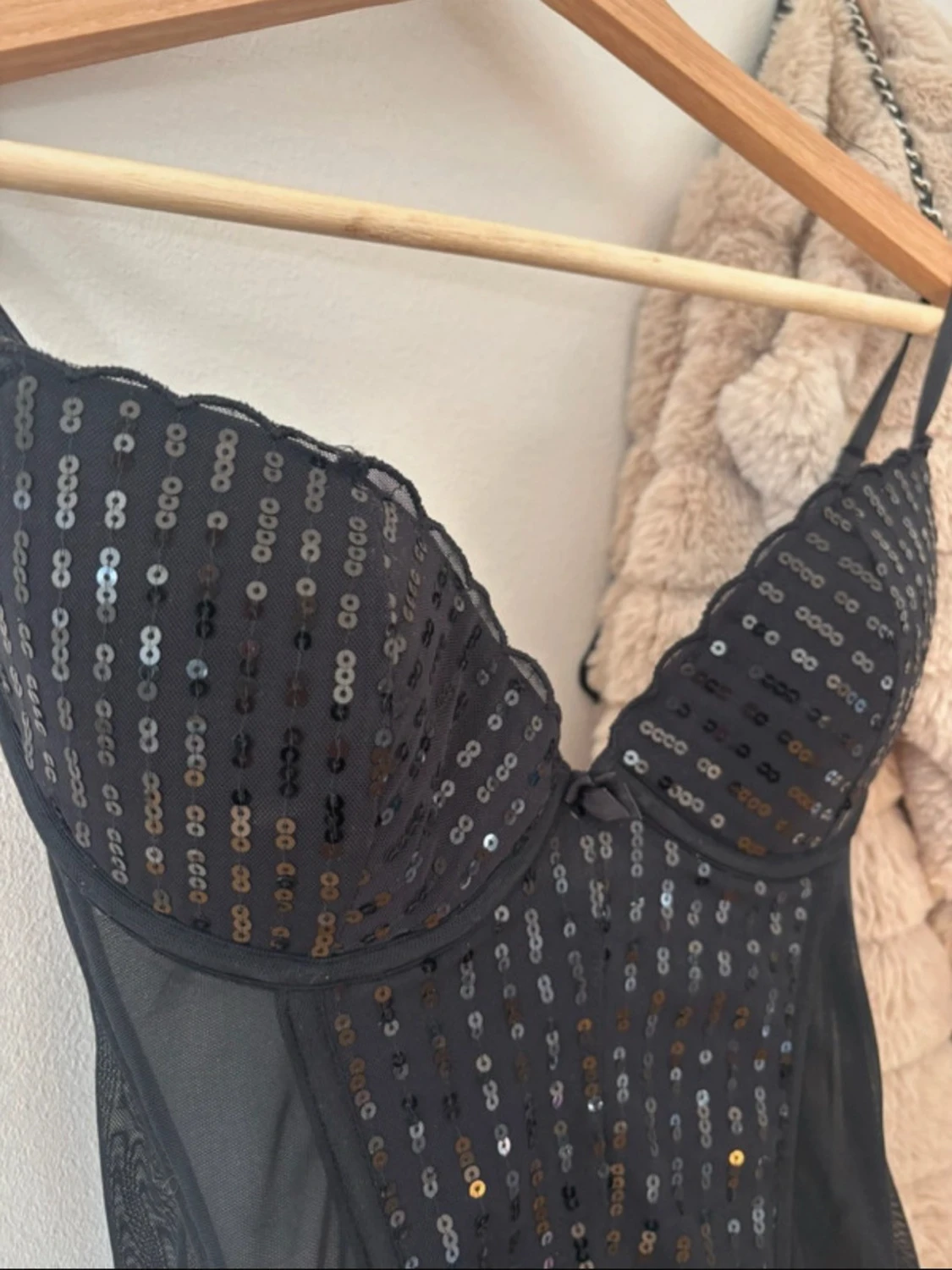 Svart paljett korsettopp - 1