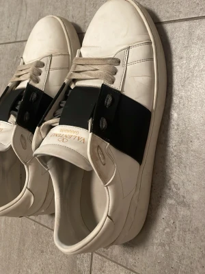 Valentino skor - Jag säljer mina Valentino skor. Om du är intresserad av de så är det bara att höra av sig.