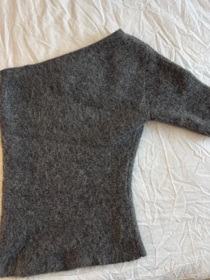Tröja  - As snygg tröja från Zara! Kom privat för egena bilder ❤️
