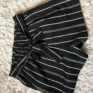 Jättefina shorts  - Shorts som jag endast testat är som helt nya! PRIS KAN DISKUTERAS 