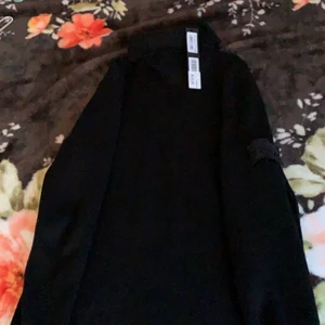 Stone island shadow project turtelneck  - Stone Island Shadow project turtleneck Size: Large Cond: 9.5/10 (Comes with receipt and tags) BID: 2499 BIN: 2999    