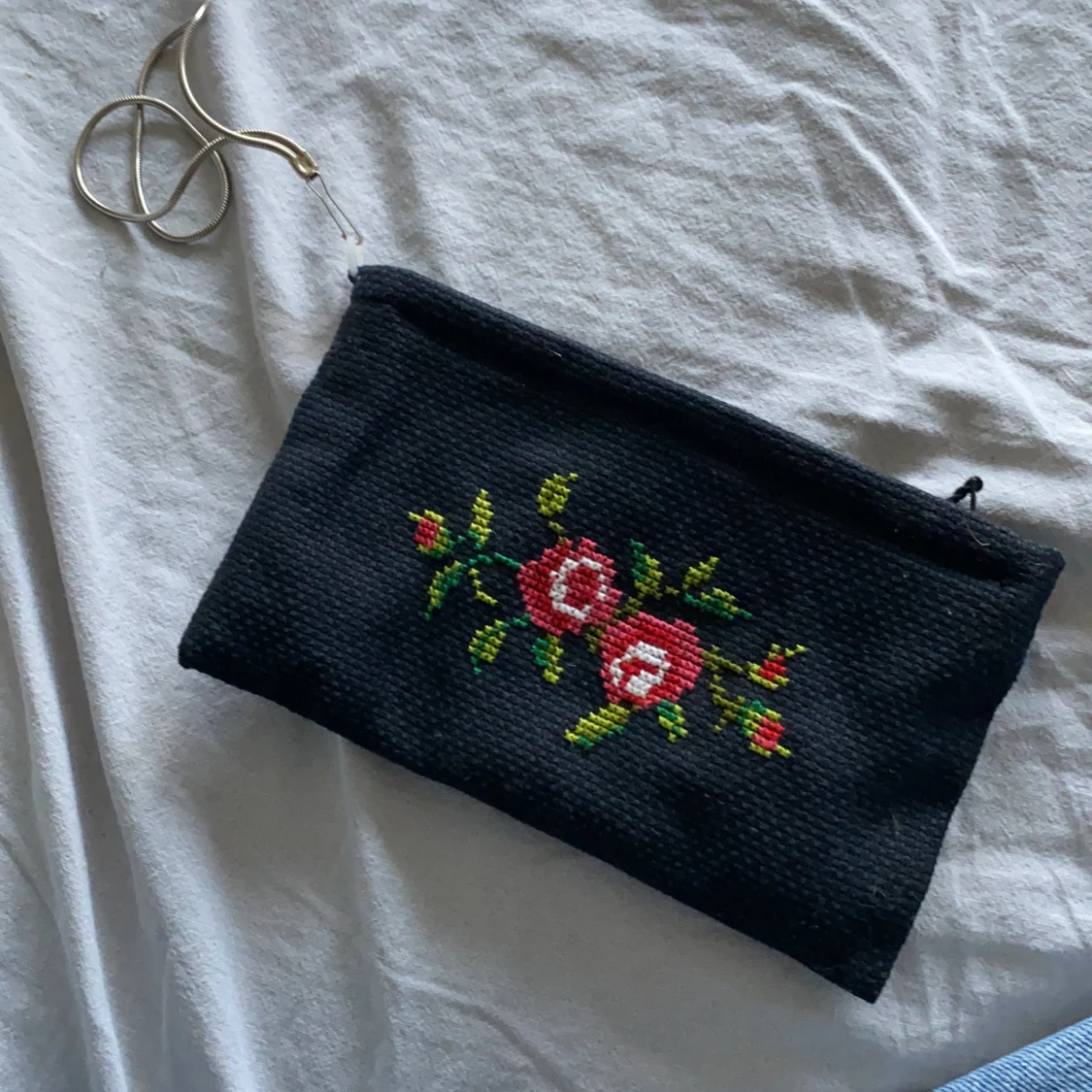 En liten necessär, smidig att ta med.✨