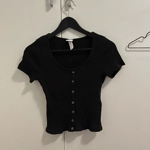 gullig topp - gullig enkel svart topp