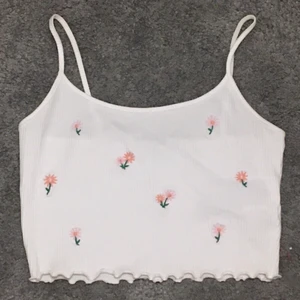 Linne 💓 - Vitt linne, billigt, endast 50kr ink frakt 📦 storlek S