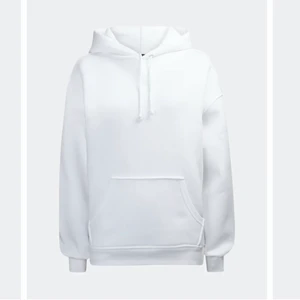 Bikbok hoodie - En vit hoodie från bikbok, använd Max 3 ggr så som ny. Strl M, frakt 66kr❤️