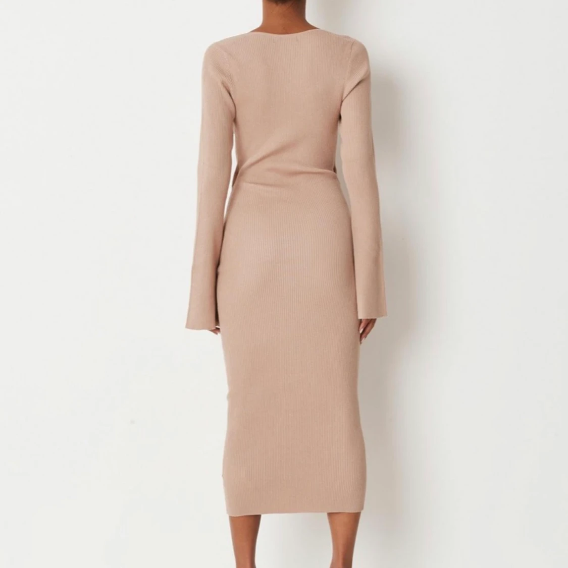 Ribbstickad klänning i nyskick! - 91