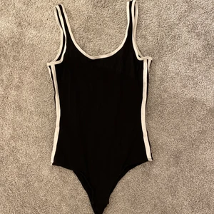 Body - Den kommer ej till användning och behöver en ny ägare, i fint skick! Hör av dig för mer info🤍(frakt kan diskuteras) 