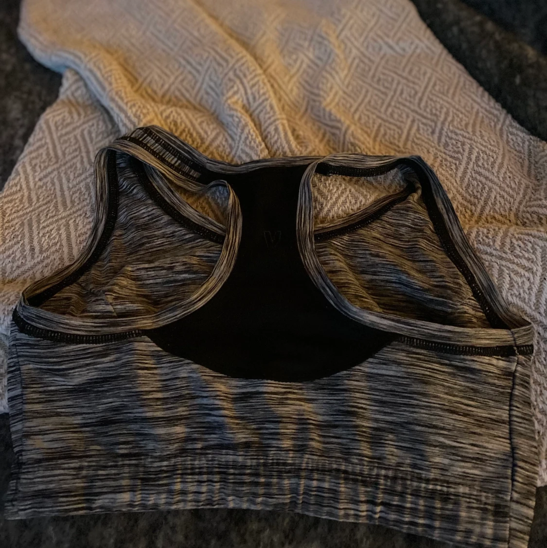 Grå sport-bh 🏃🏼‍♀️ - 91