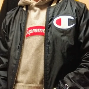 Champion reversible jacka - Två jackor i en