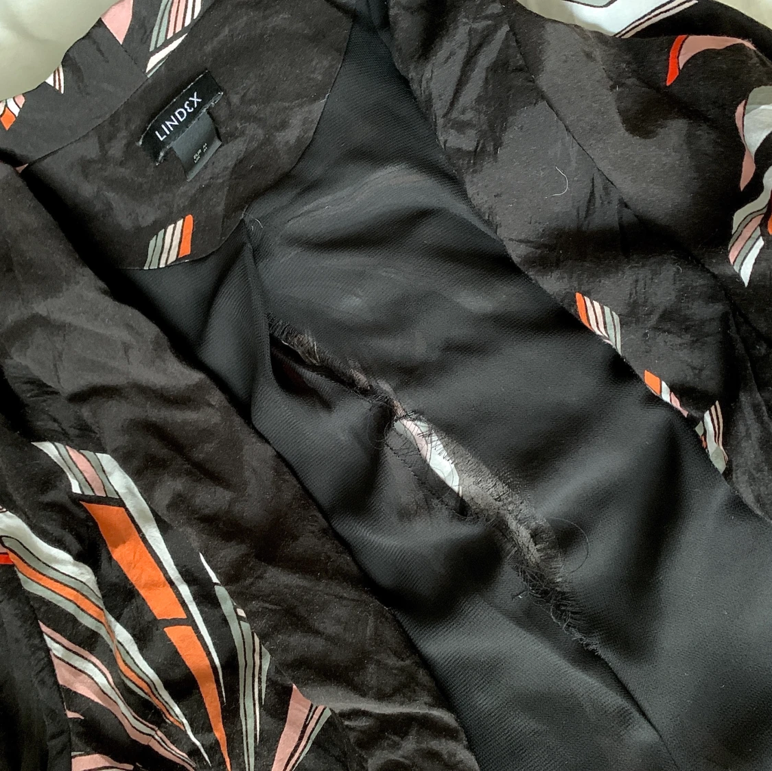 Svart blazer med somrigt mönster, M - 90