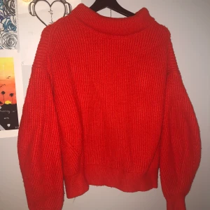 Stickad polo - Storlek M