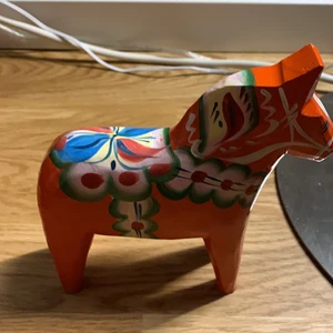 Dalahäst Röd   - Dalahäst röd ny skick 