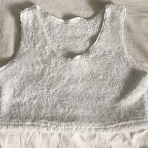 Linne från shein - Linnet är från shein i strl: S har används 2 gånger men jag tvättar såklart innan jag skickar iväg de, linnet är enligt mig jätte mjuk och jätte skön att ha på sig men den passade inte mig så bra. JAG ANVÄNDER HELST SWISH