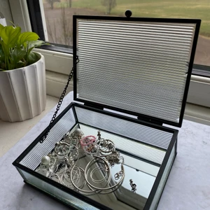 Smyckeskrin  - Väldigt fin