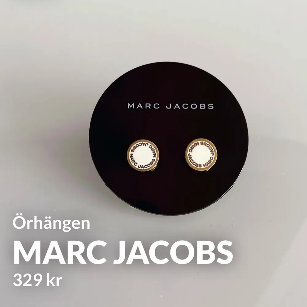 Örhängen från Marc Jacobs.                                  Använda 1 gång.. Accessoarer.