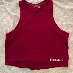 Croppad topp  - Rosa croptop från gymshark i storlek M💗 70kr+frakt 