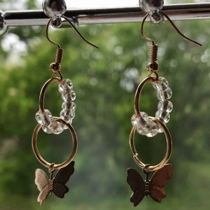 Örhängen handgjorda - 65:-/paret nickelfria 