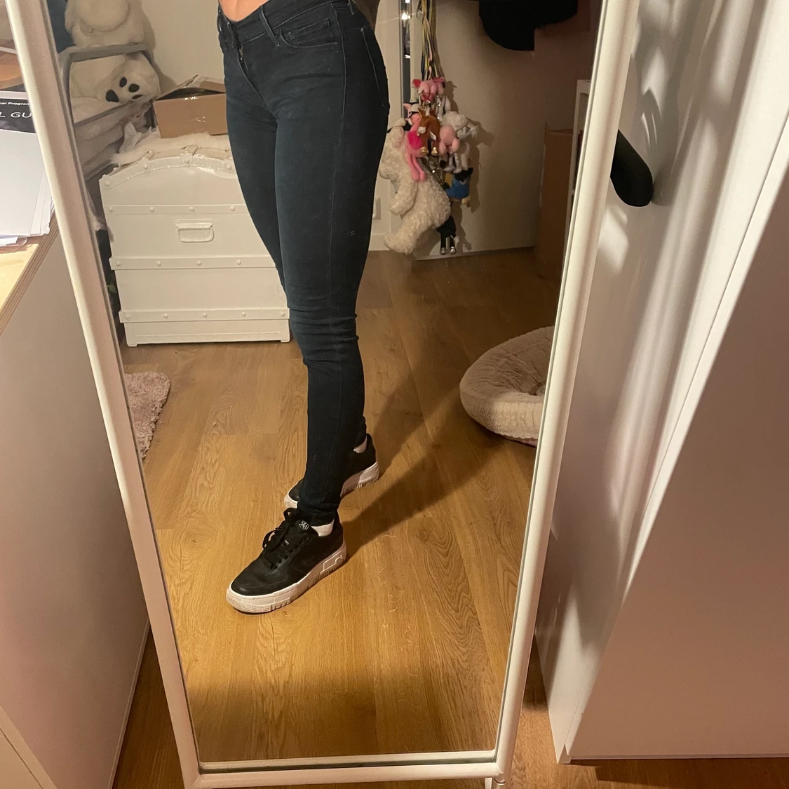 Levis skinny jeans  - 90