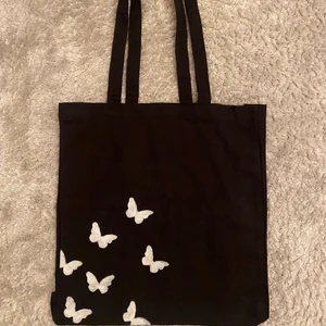 Tygväska - Tygväska med reflex tryck ⭐️ tål handtvätt ⭐️ 