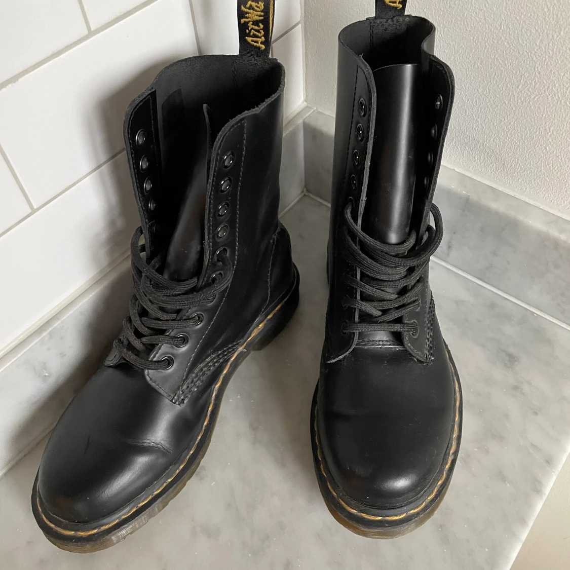 Dr Martens boots - 90