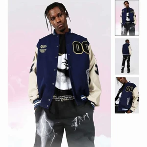 Varsity jacket i storlek xs  - Superbra skick har andvänt 2-3 gånger. Den är stor för sin storlek. 