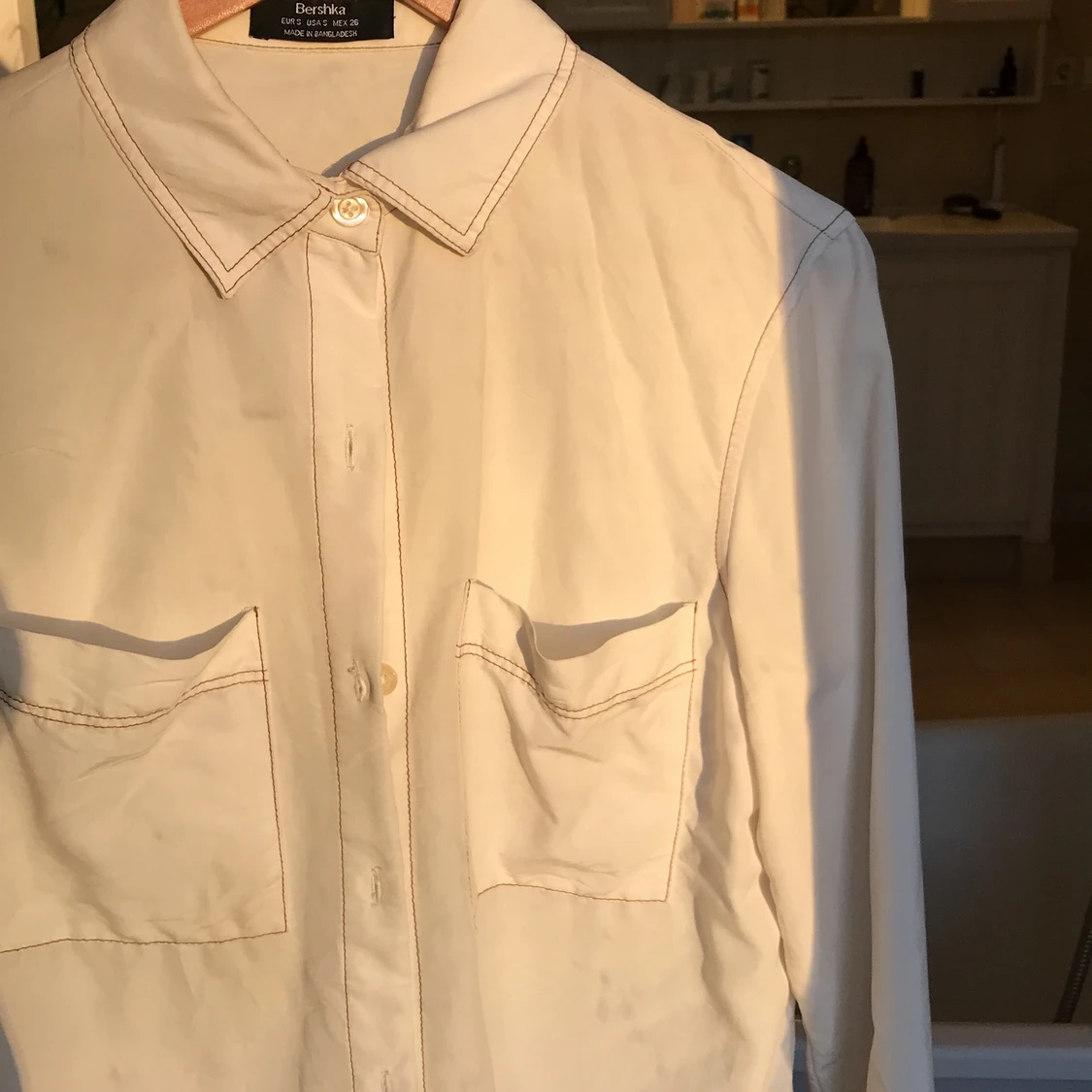 Vit skjorta Bershka S