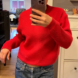 Röd stickad tröja - Passar xs-m