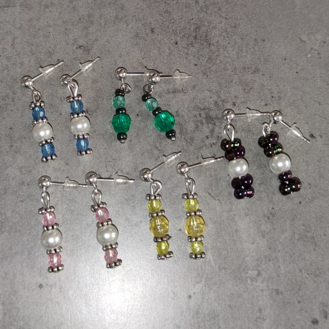 Handgjorda örhängen