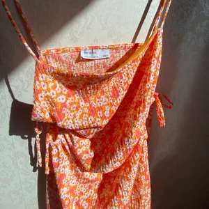 Klänning - As fin klänning med söta cut-outs som jag tyvärr bara använt en gång😢 