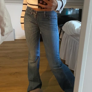 Lågmidjade jeans - Från replay, bra skick