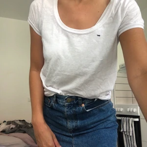 Tommy Hilfiger tisha  - 🦋