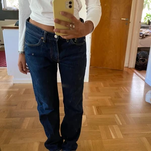 Levis 751 jeans - Säljer mina mörkblåa levis 751 jeans💋 W32 L32