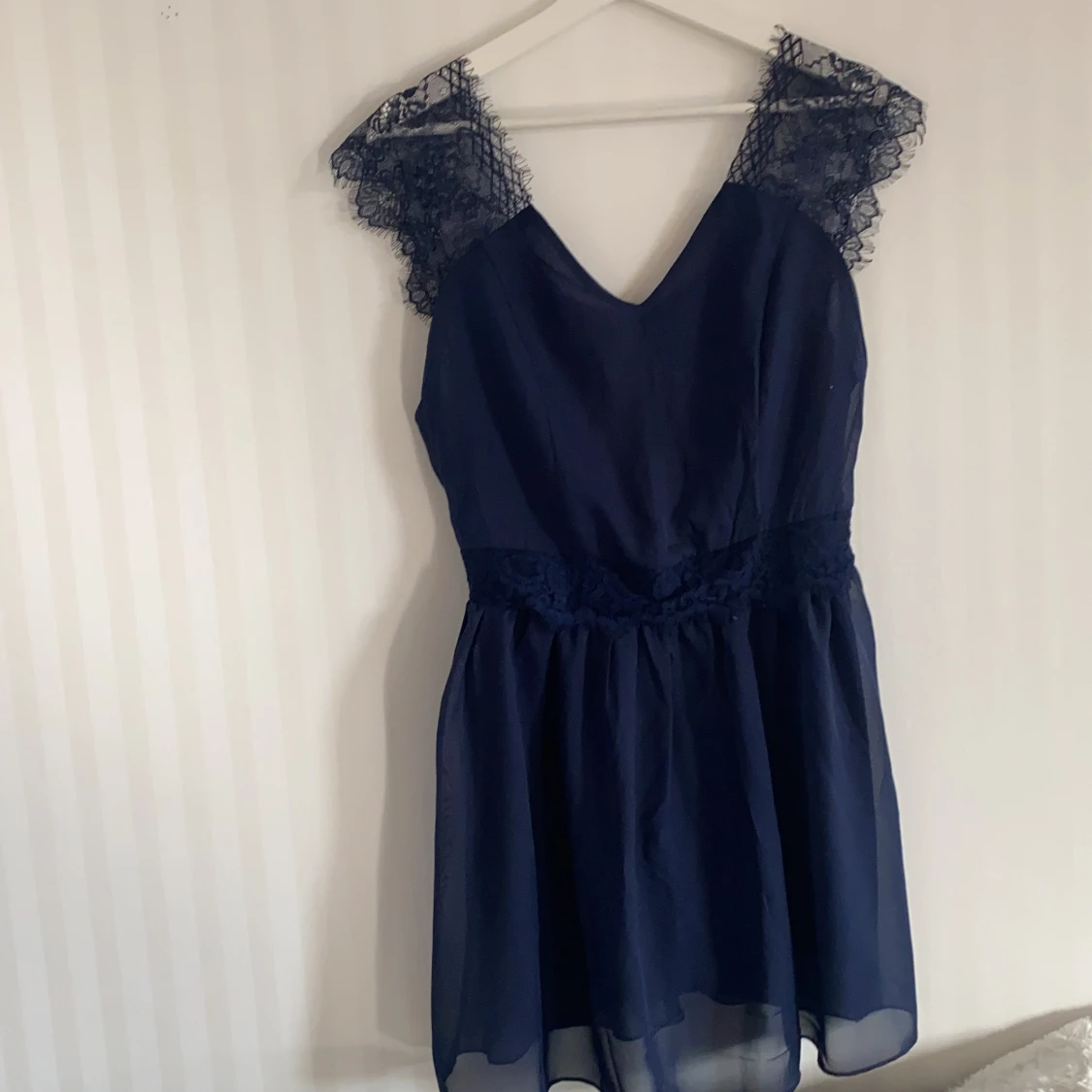 Marinblå klänning - 90